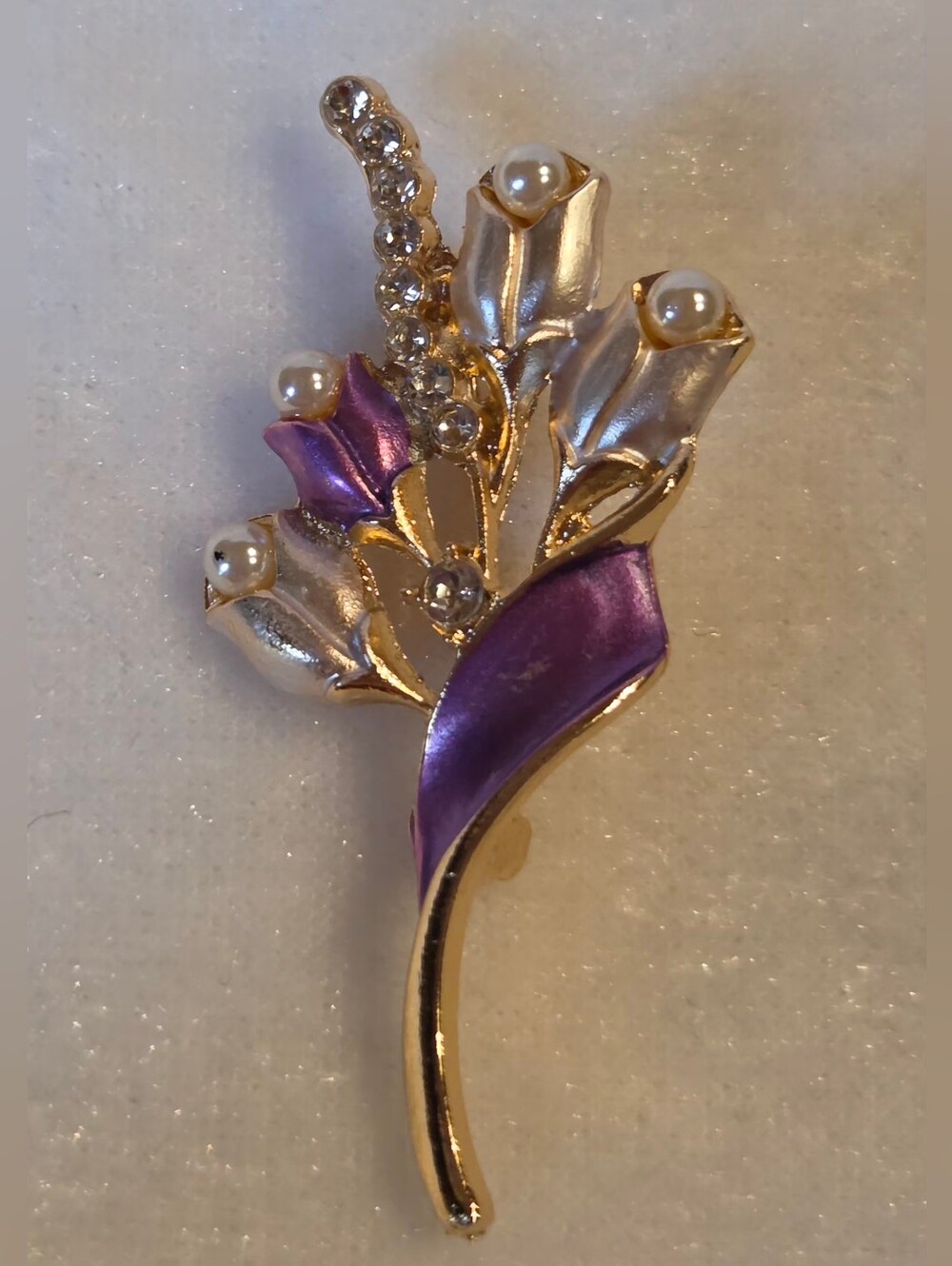 New Gold-Tone Purple Floral Crystal & Pearl Brooch / Pin